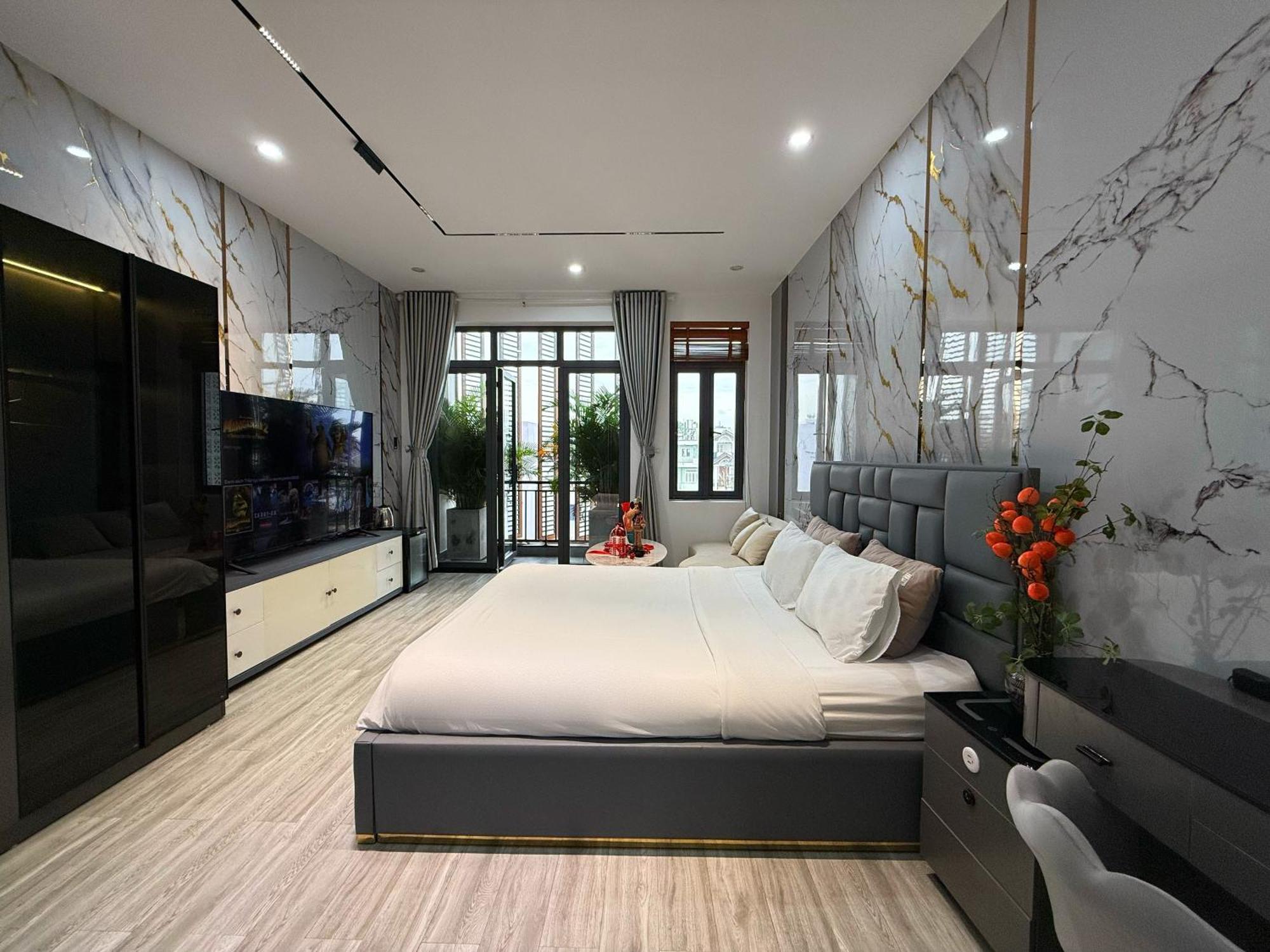 Solana Garden Khách sạn TP. Hồ Chí Minh